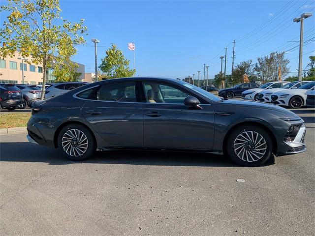 new 2024 Hyundai Sonata Hybrid car, priced at $38,910