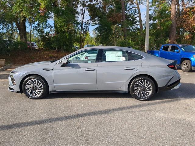 new 2024 Hyundai Sonata Hybrid car, priced at $30,880