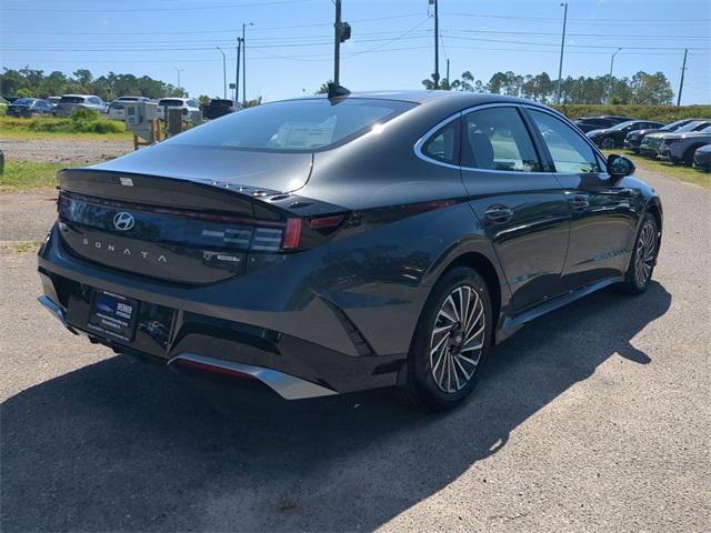 new 2024 Hyundai Sonata Hybrid car, priced at $30,255