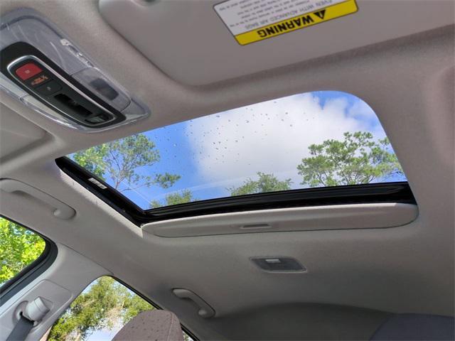 used 2024 Hyundai Elantra car