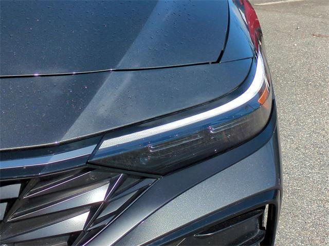 used 2024 Hyundai Elantra car