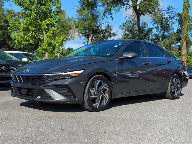used 2024 Hyundai Elantra car