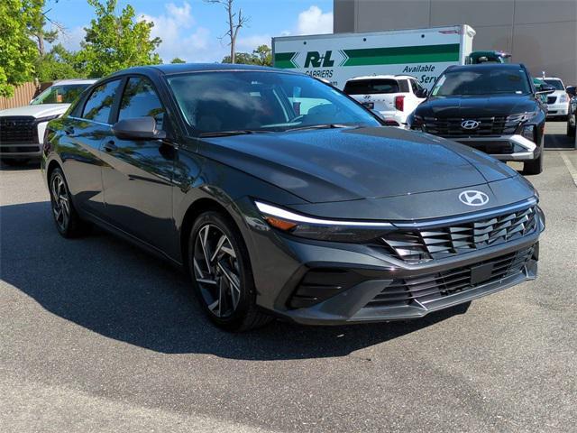 used 2024 Hyundai Elantra car