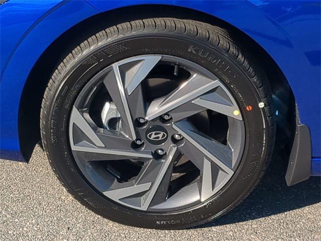 new 2025 Hyundai Elantra car, priced at $23,132