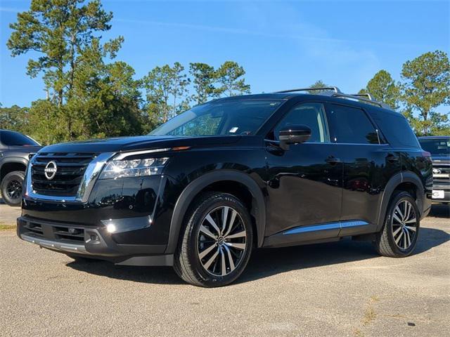 used 2023 Nissan Pathfinder car, priced at $36,900