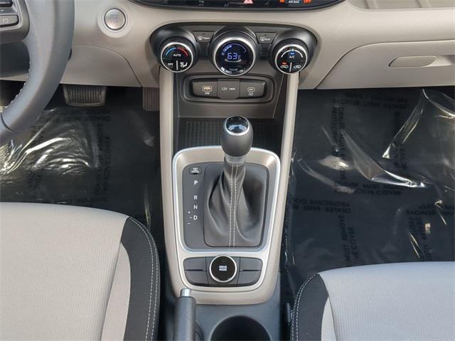 new 2025 Hyundai Venue car, priced at $21,336