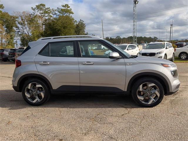 new 2025 Hyundai Venue car, priced at $21,336