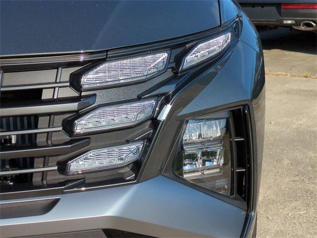 new 2025 Hyundai TUCSON Hybrid car, priced at $34,322