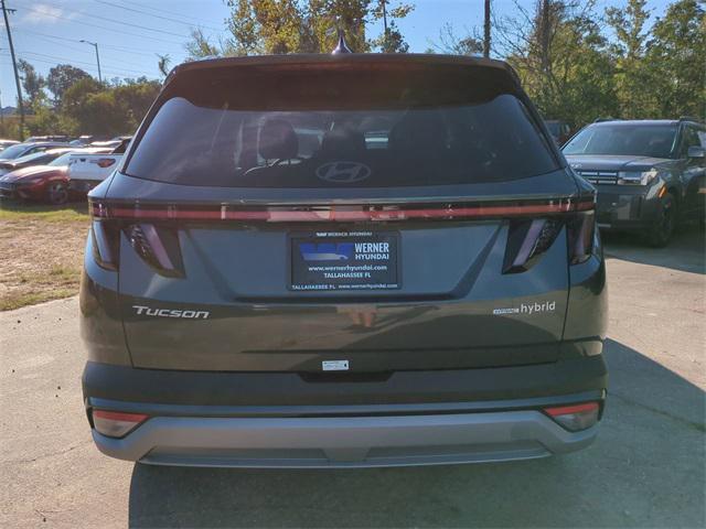 new 2025 Hyundai TUCSON Hybrid car, priced at $34,322
