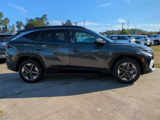 new 2025 Hyundai TUCSON Hybrid car, priced at $34,322