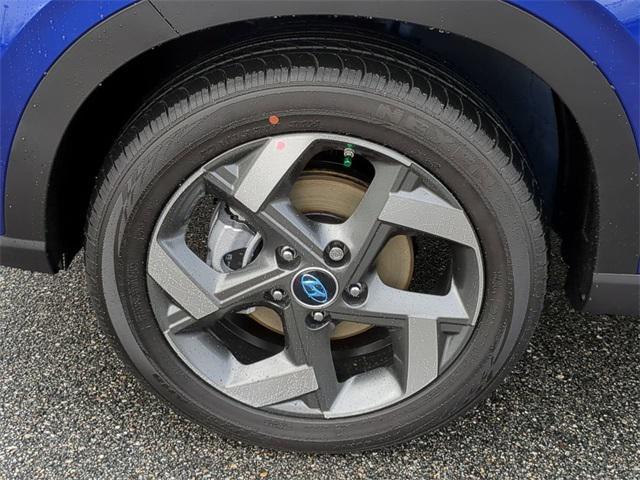 new 2025 Hyundai Venue car, priced at $24,189