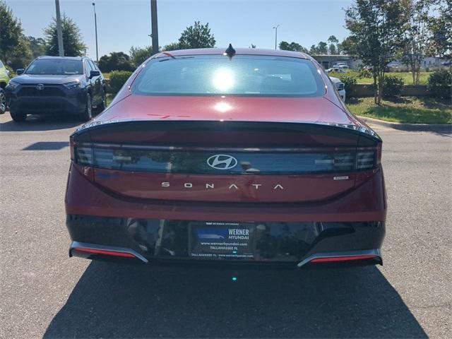 new 2024 Hyundai Sonata Hybrid car, priced at $30,885