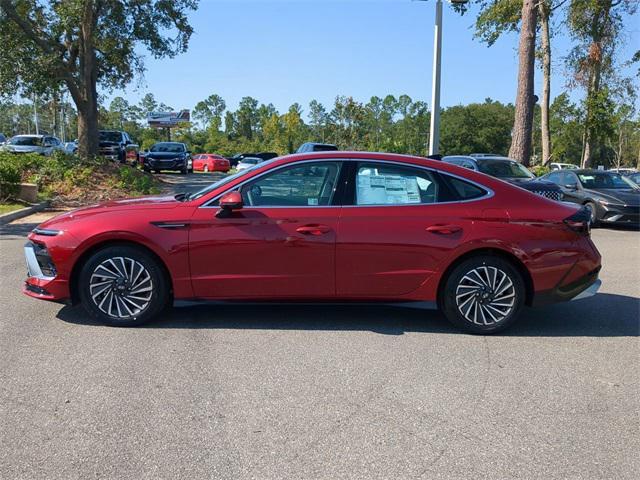 new 2024 Hyundai Sonata Hybrid car, priced at $30,885