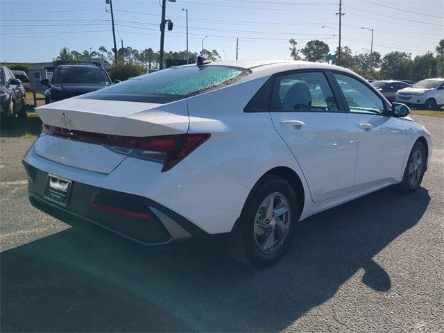 new 2025 Hyundai Elantra car, priced at $22,632