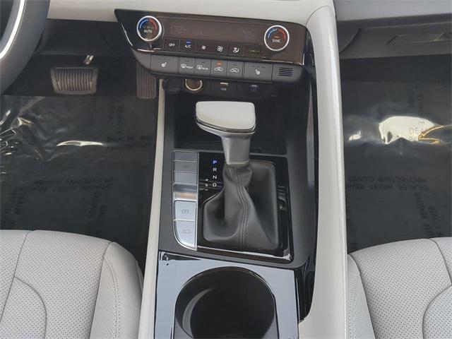 new 2025 Hyundai Elantra car, priced at $26,744