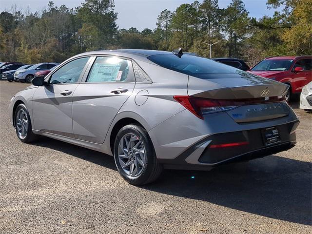 used 2025 Hyundai Elantra car, priced at $25,012