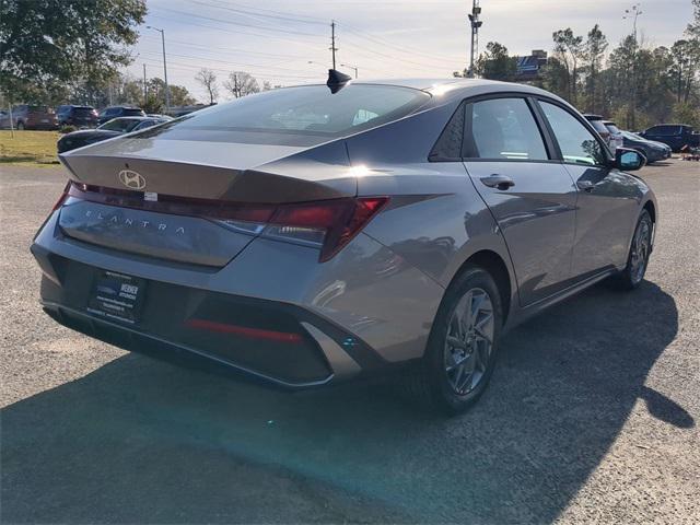 used 2025 Hyundai Elantra car, priced at $25,012