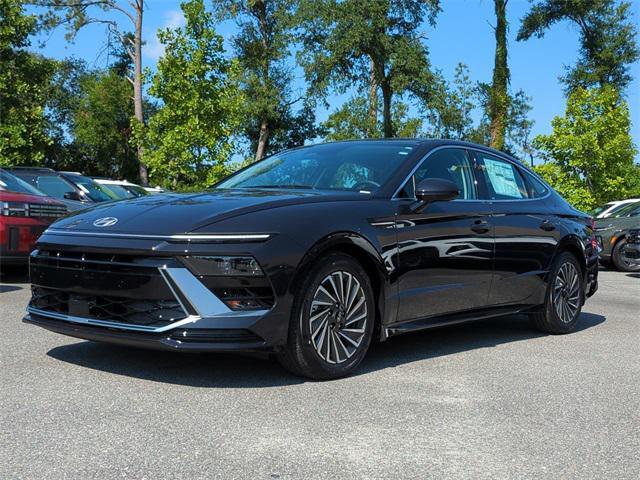 new 2025 Hyundai Sonata Hybrid car, priced at $27,696