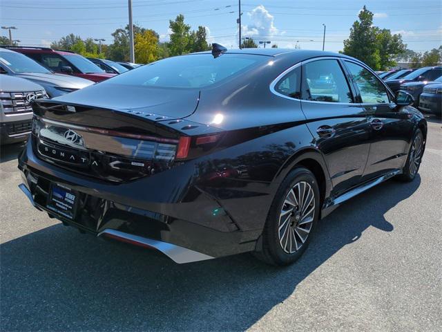 new 2025 Hyundai Sonata Hybrid car, priced at $27,696