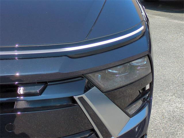 new 2025 Hyundai Sonata Hybrid car, priced at $27,696