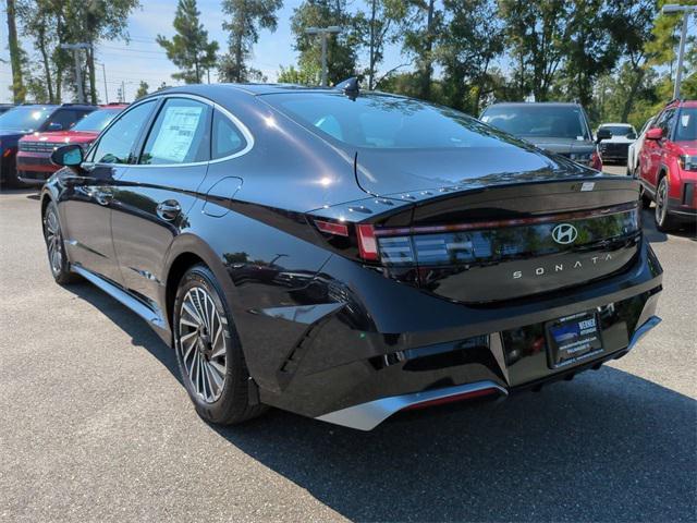 new 2025 Hyundai Sonata Hybrid car, priced at $27,696