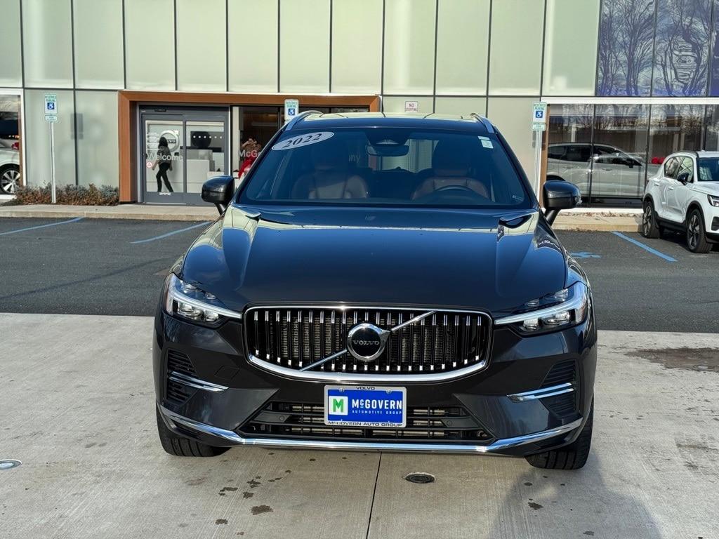 used 2022 Volvo XC60 Recharge Plug-In Hybrid car, priced at $36,999