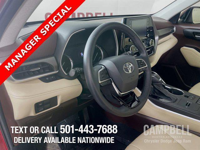 used 2021 Toyota Highlander car, priced at $27,516