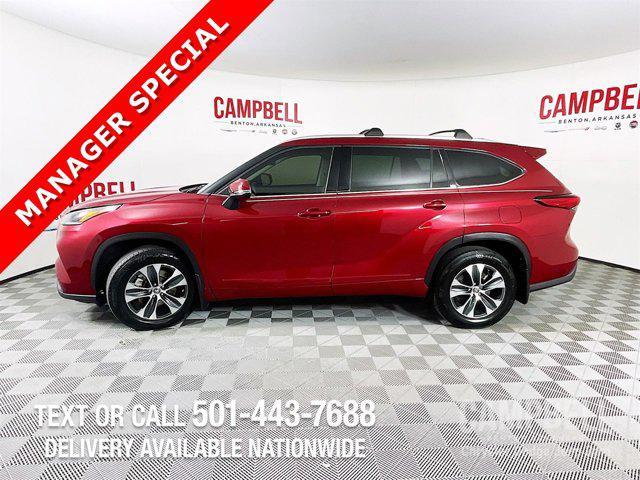 used 2021 Toyota Highlander car, priced at $27,516