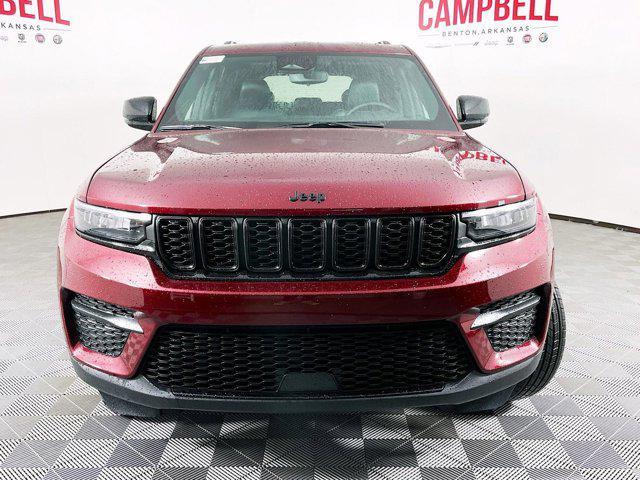 new 2024 Jeep Grand Cherokee car, priced at $38,830