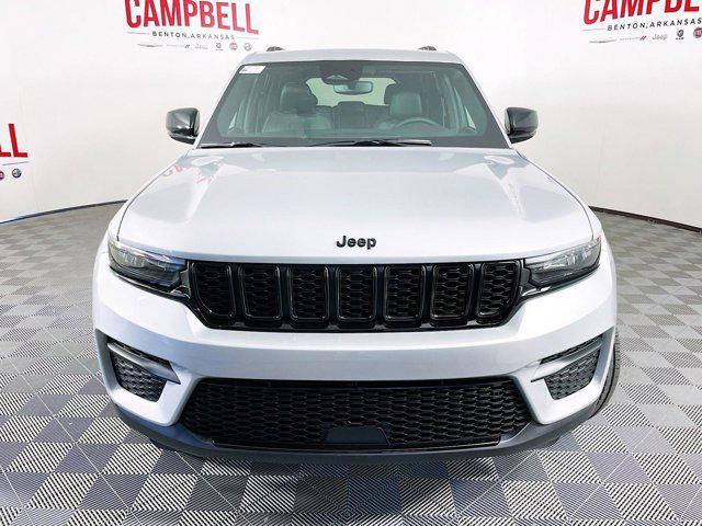 new 2024 Jeep Grand Cherokee car, priced at $42,734