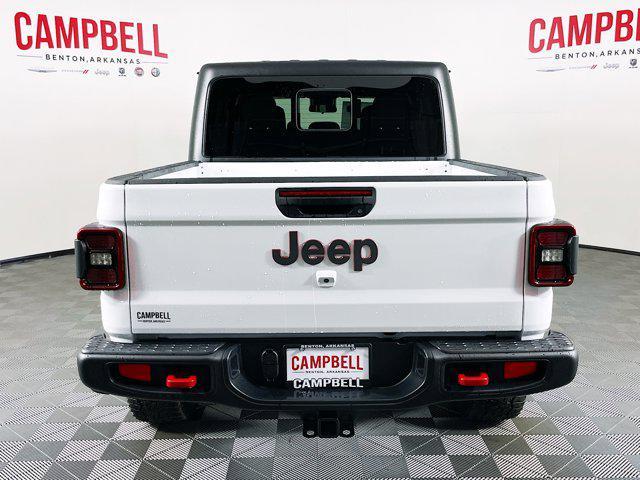 new 2024 Jeep Gladiator car, priced at $53,200