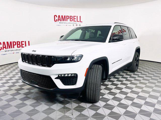 new 2025 Jeep Grand Cherokee car, priced at $51,613