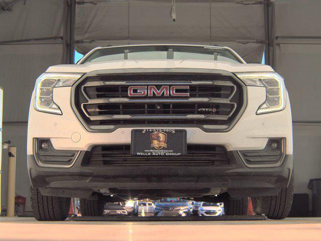 used 2022 GMC Terrain car, priced at $29,099