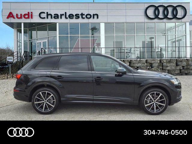 new 2024 Audi Q7 car, priced at $69,395