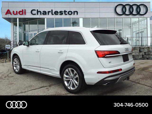 new 2025 Audi Q7 car, priced at $69,525