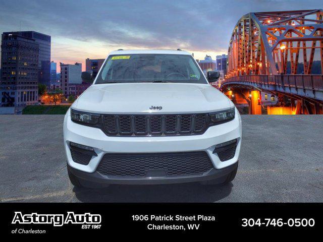 used 2023 Jeep Grand Cherokee car, priced at $39,299