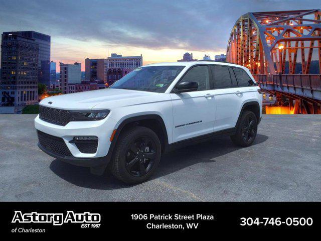 used 2023 Jeep Grand Cherokee car, priced at $39,299