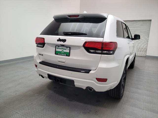 used 2015 Jeep Grand Cherokee car, priced at $18,095