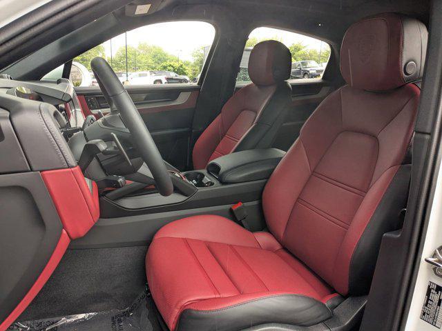 new 2025 Porsche Cayenne car, priced at $131,415