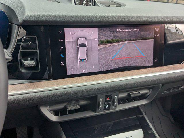 new 2025 Porsche Cayenne car, priced at $112,505