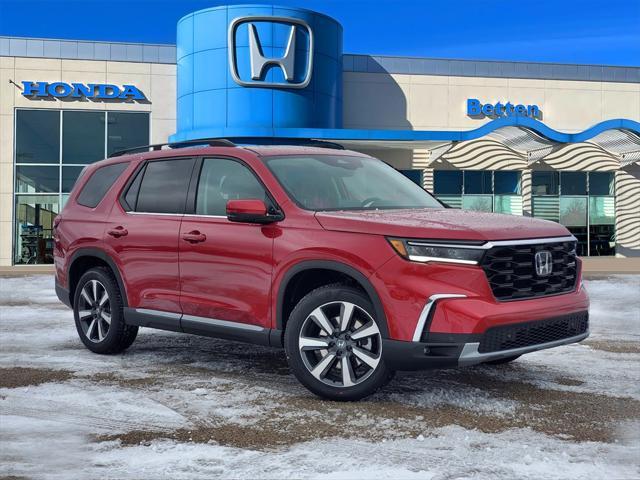 new 2025 Honda Pilot car, priced at $48,613