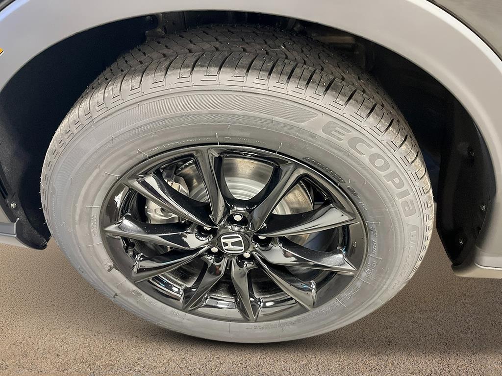 new 2026 Honda CR-V Hybrid car, priced at $40,925