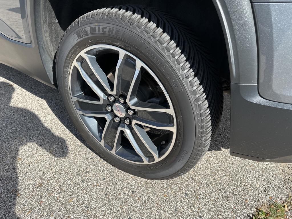 used 2021 GMC Acadia car, priced at $28,480