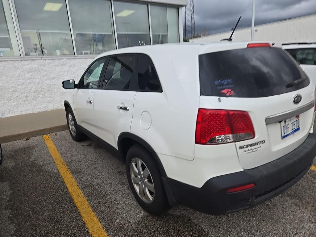used 2013 Kia Sorento car, priced at $5,000