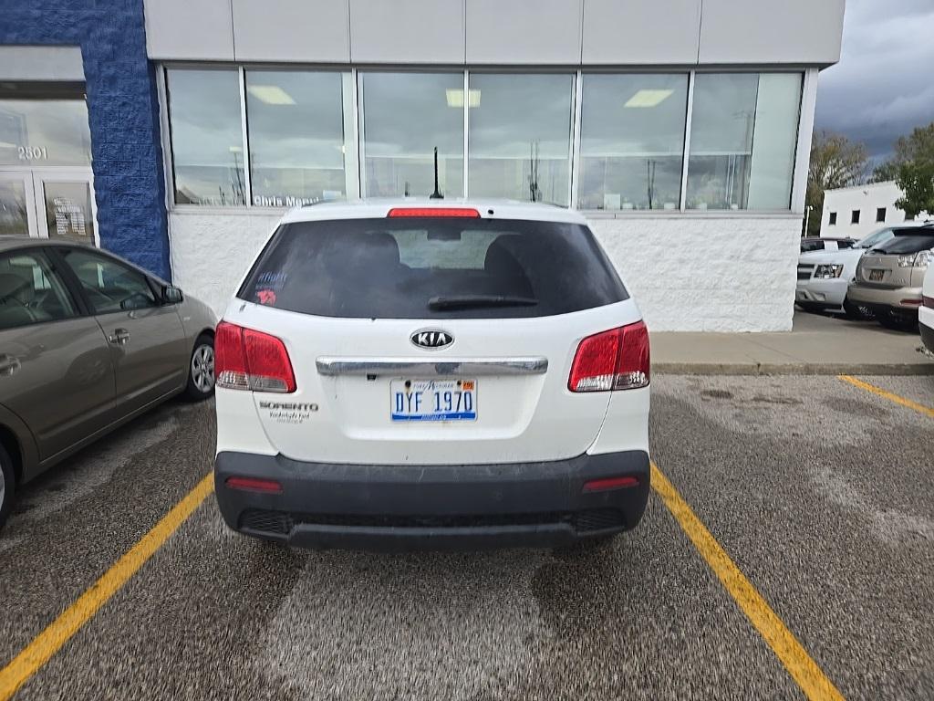 used 2013 Kia Sorento car, priced at $5,000