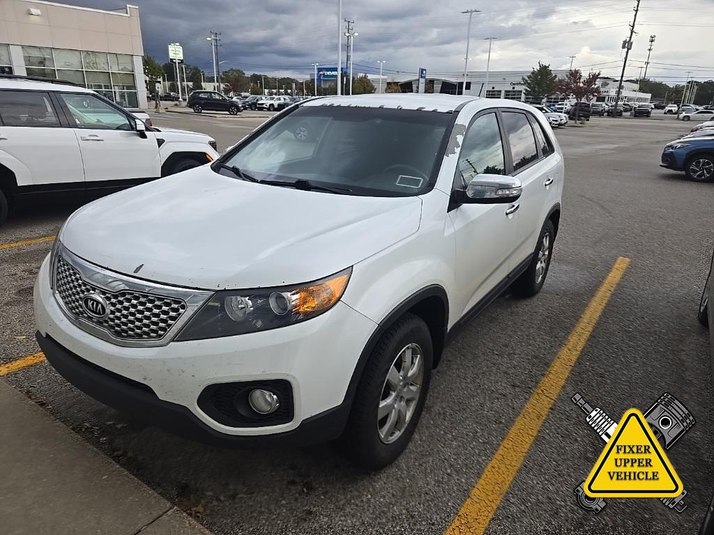 used 2013 Kia Sorento car, priced at $5,000