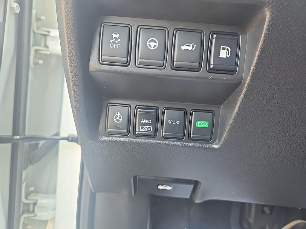 used 2020 Nissan Rogue car, priced at $18,990