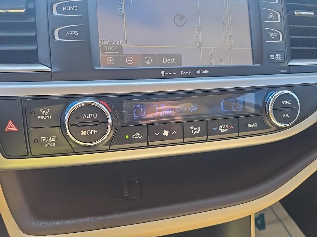 used 2019 Toyota Highlander car, priced at $27,990