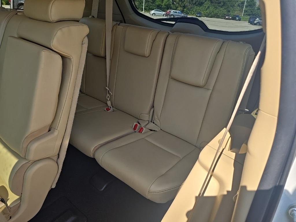 used 2019 Toyota Highlander car, priced at $27,990