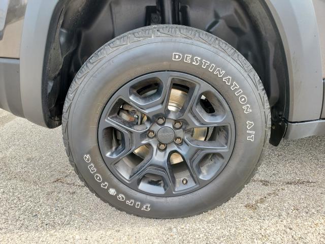 used 2020 Jeep Cherokee car, priced at $20,780